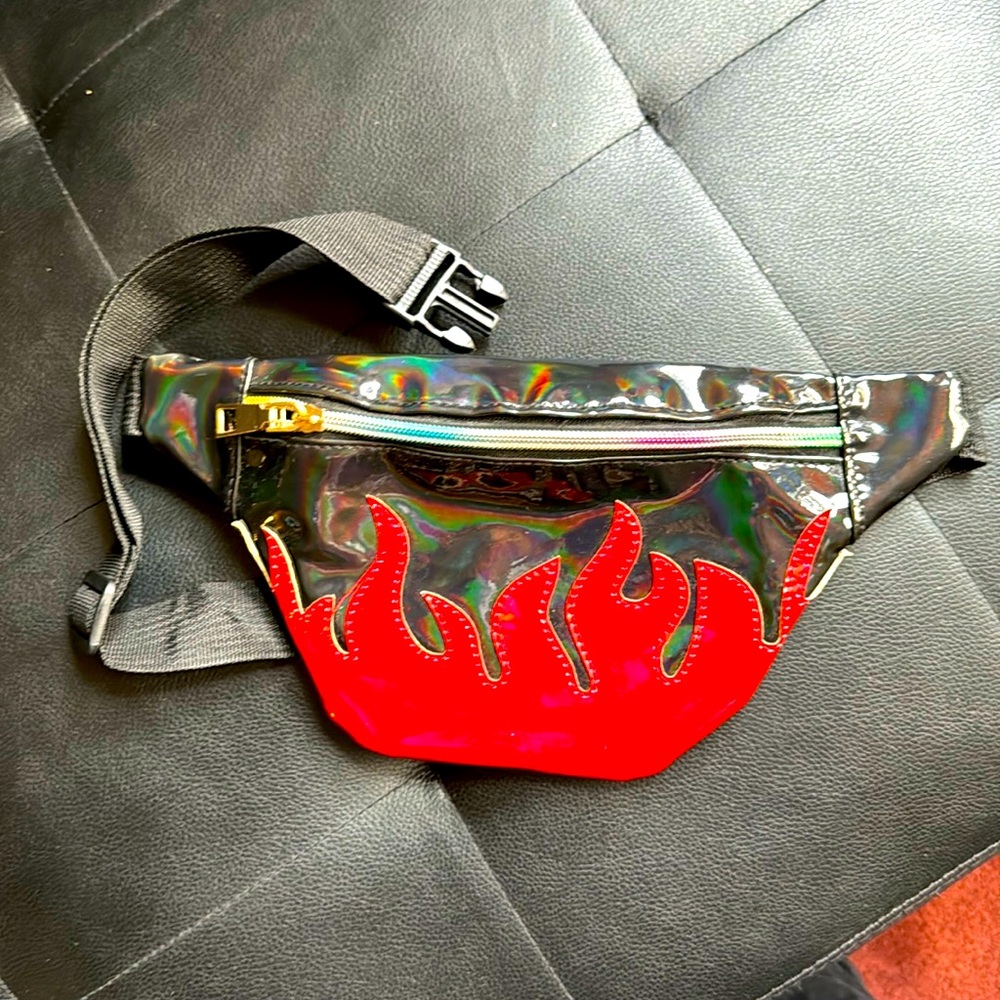 La Flame Fanny Pack